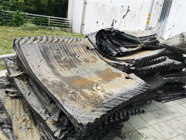 冷卻塔配件直銷：涼水塔在運(yùn)行過程中有噪音? (深圳裝