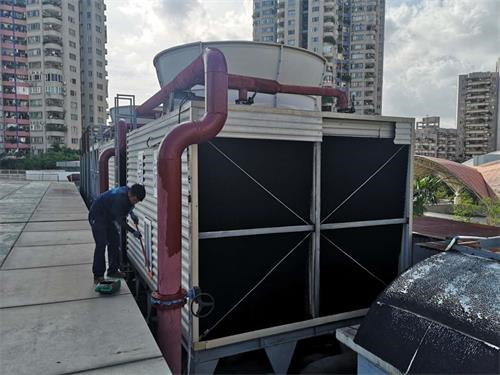 工業(yè)冷卻塔減少漂水損失的措施(夏天冷卻塔漂水率多