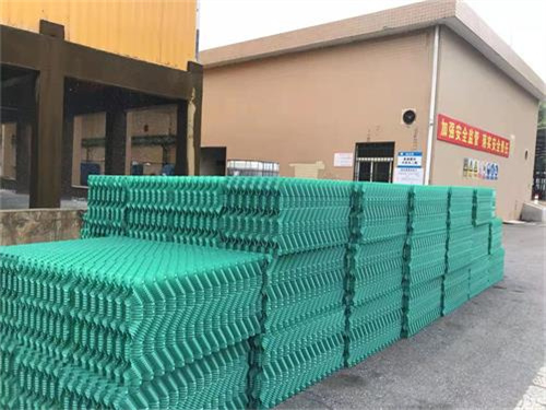 工業(yè)冷卻塔是如何處理工業(yè)廢熱的(節(jié)能環(huán)保工業(yè)冷卻