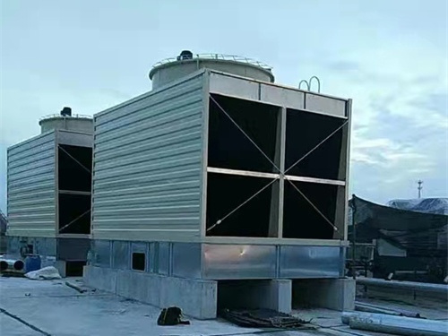 涼水冷卻塔填料更換：什么時候需要更換(西安圓形冷卻塔填料更換方案)